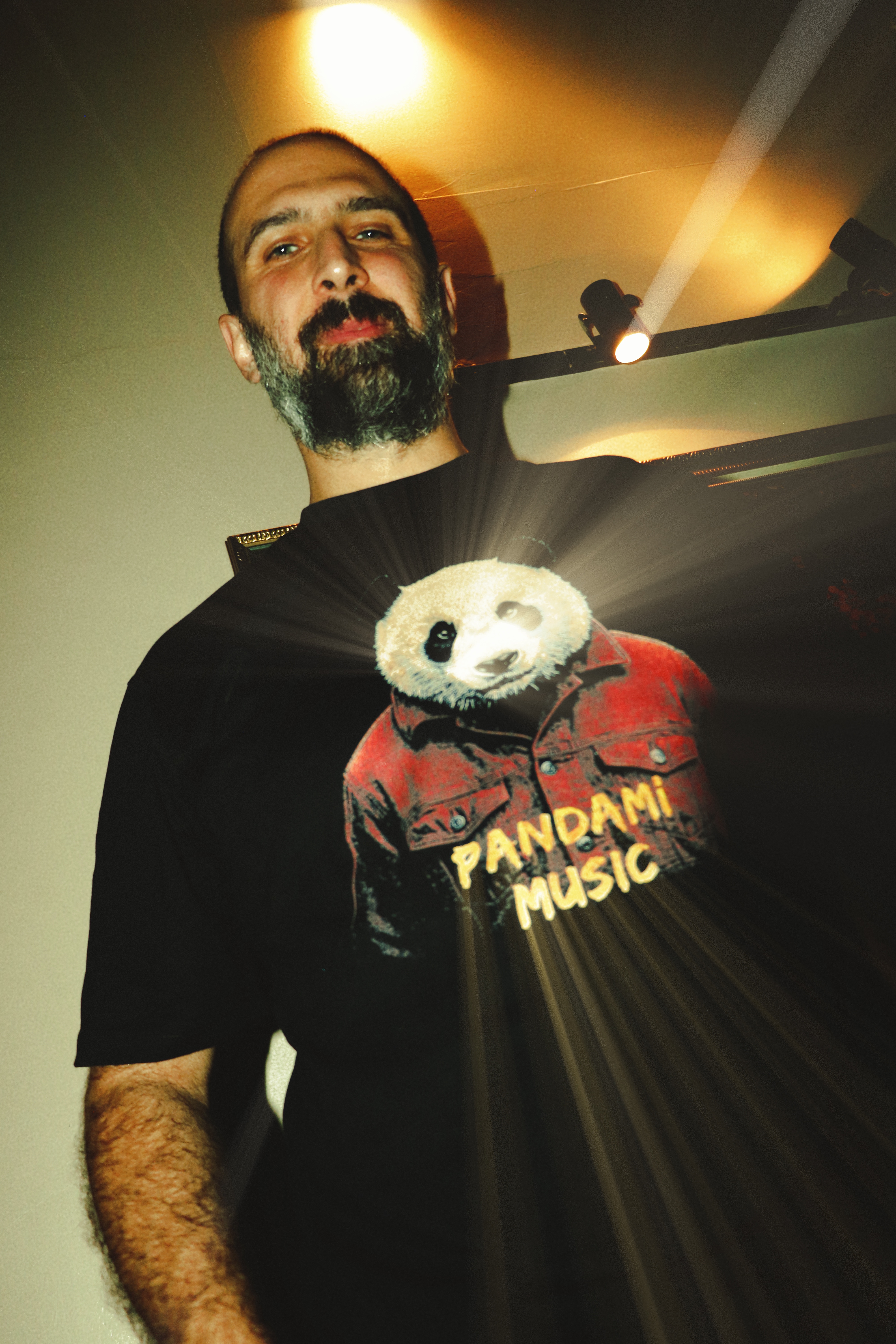 Pandami Music: 'SEXY BACK' Relaxed Unisex T-Shirt - Görsel 6