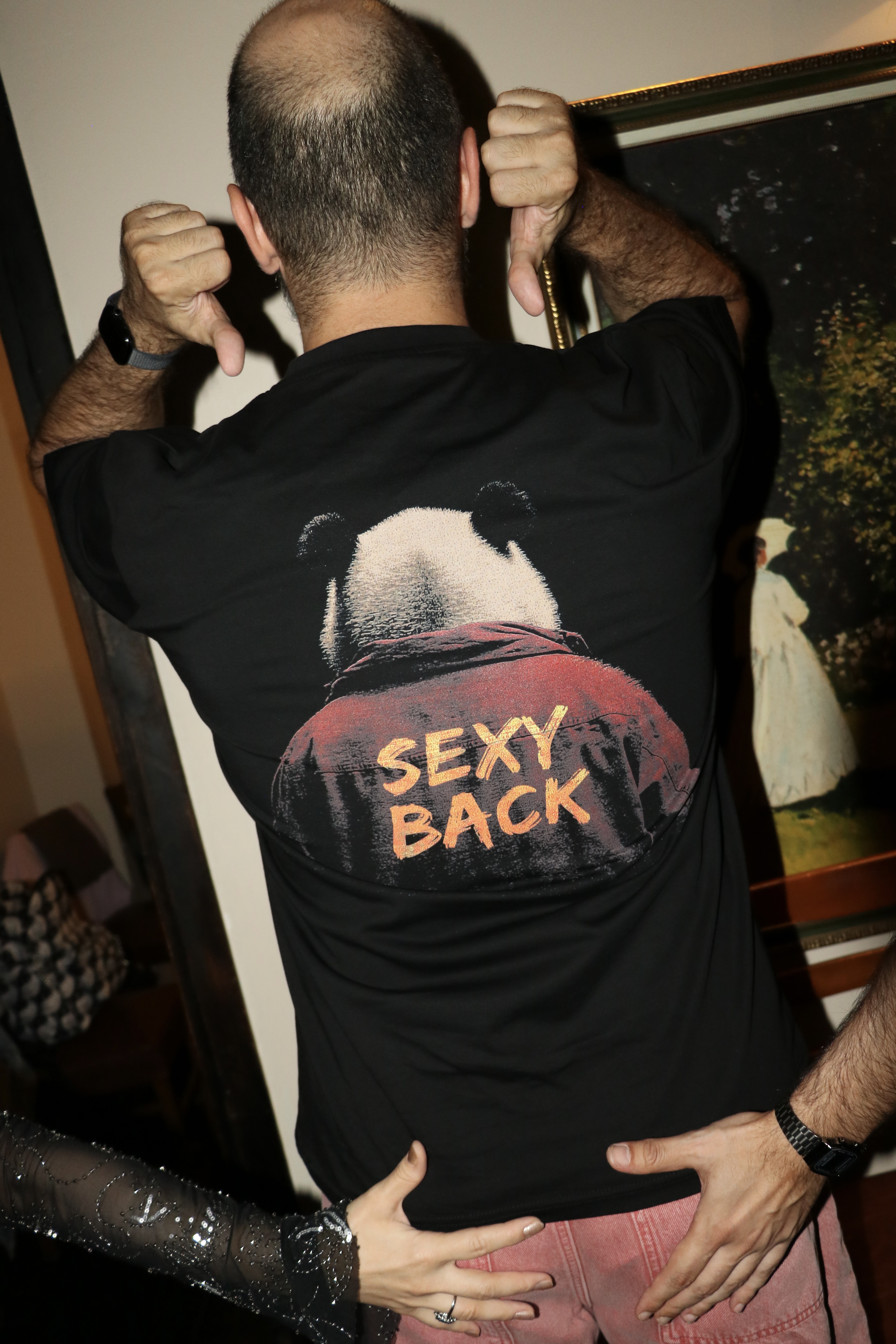 Pandami Music: 'SEXY BACK' Relaxed Unisex T-Shirt - Görsel 2